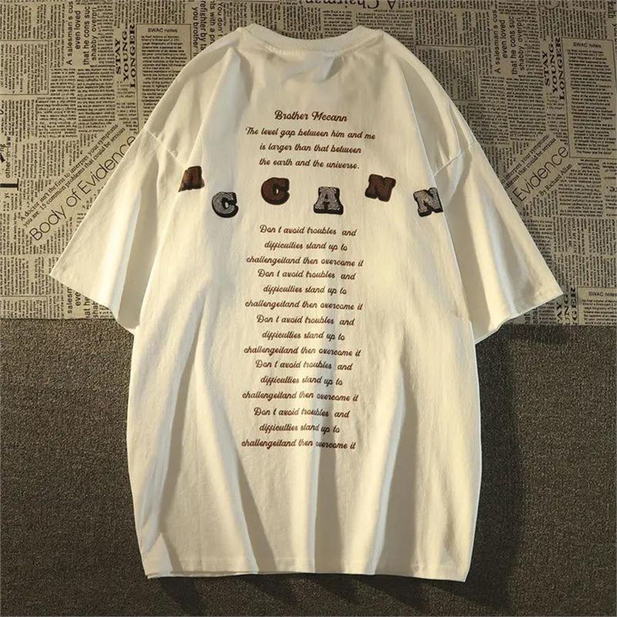 Beyaz Brother McCann (Unisex) T-Shirt