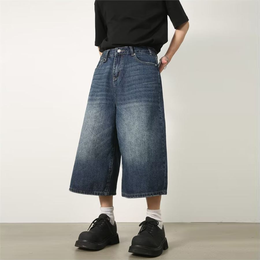 Mavi Yıkamalı Retro Kısa Paçalı Kot Pantolon
