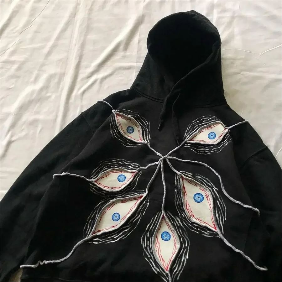 Siyah Six Eyes Kapüşonlu Sweatshirt